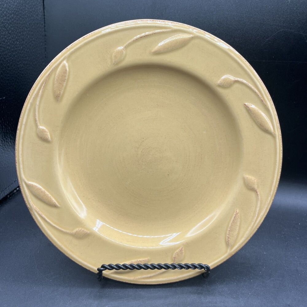 Signature Sorrento Wheat Stoneware Salad Plate Beige/Harvest Yellow 8 1/4”